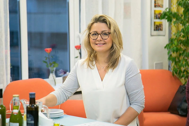 Beata Nicholson gina Eglę Jackaitę su 6-mečiu sūnumi išprašiusį restoraną: „Palaikau tokią politiką“