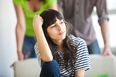 Kodėl paauglystėje kyla noras „taškytis“