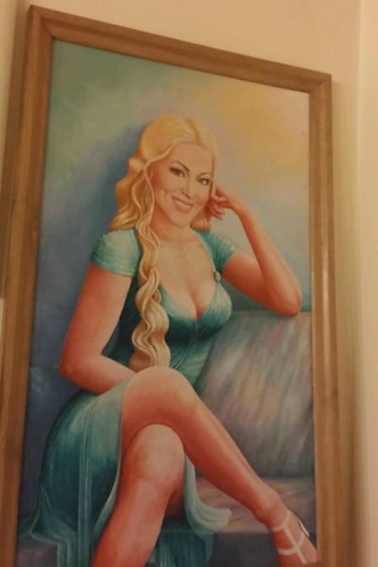 Vaidos Genytės gerbėjas nupiešė jos paveikslą