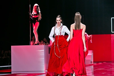 Juozas Statkevičius pristatė 2016 m. pavasario-vasaros kolekciją: sveiki atvykę į nuodėmių miestą!