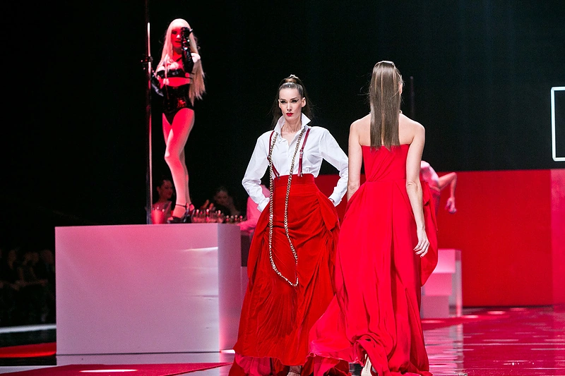 Juozas Statkevičius pristatė 2016 m. pavasario-vasaros kolekciją: sveiki atvykę į nuodėmių miestą!