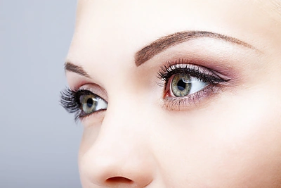 Išsausėjusios akys: priežastys ir pagalba sau