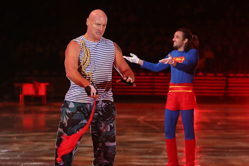 Ledo šou „Klasiokai“