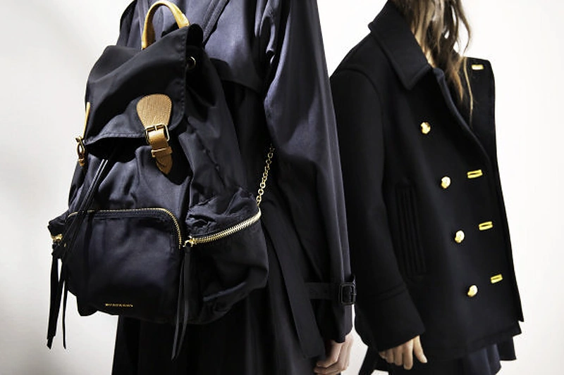 „Burberry“ 2016 m. pavasario-vasaros reklaminė kampanija