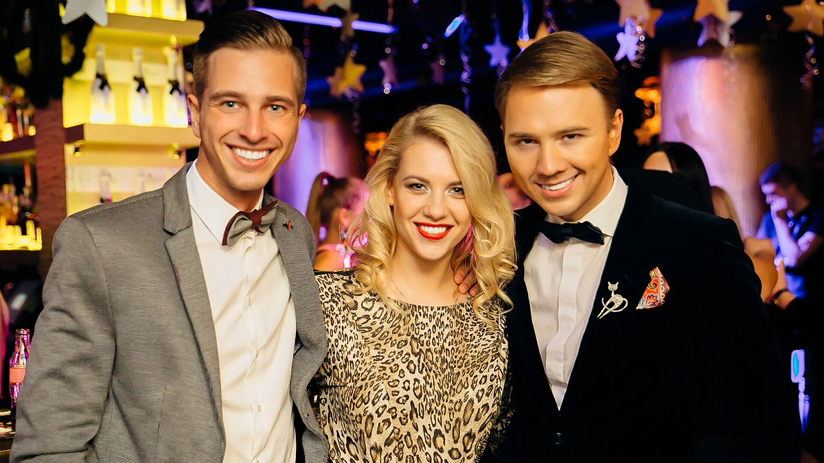 Mantas Zmuidinavičius-Wizard su bičiuliais