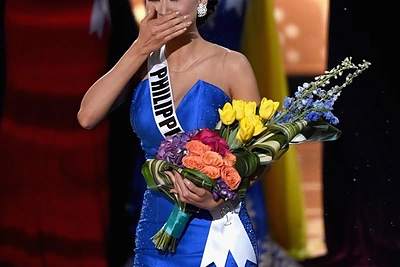 „Mis Visata“ Pia Alonzo Wurtzbach iš Filipinų