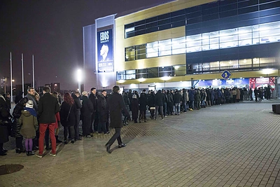 Gerbėjai Marijono šou Vilniuje