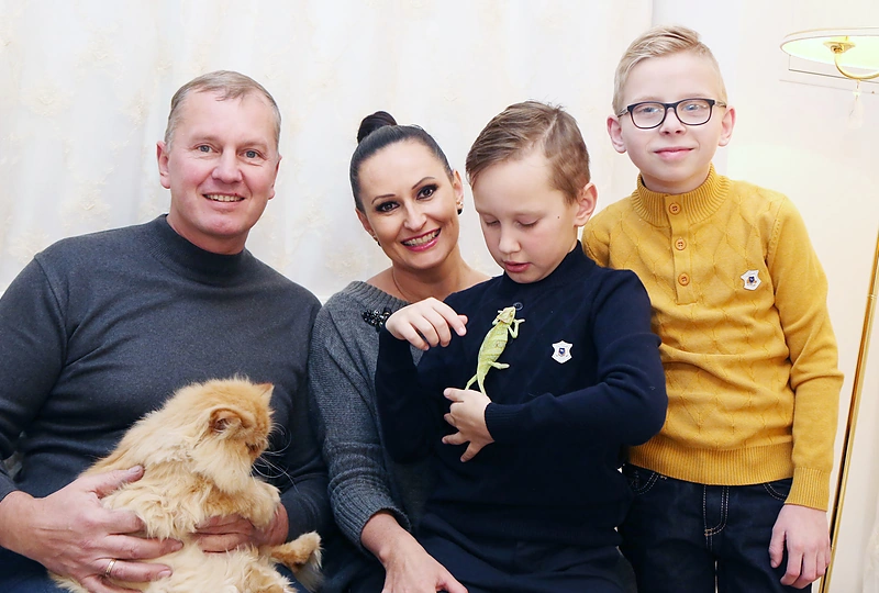 Inga ir Darius Budriai su sūnumis