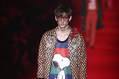 „Gucci“ 2016 m. rudens-žiemos kolekcijos modelis