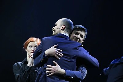 Per „Vilnius Comedy Fest“ atidarymą bučiavosi 1400 žmonių