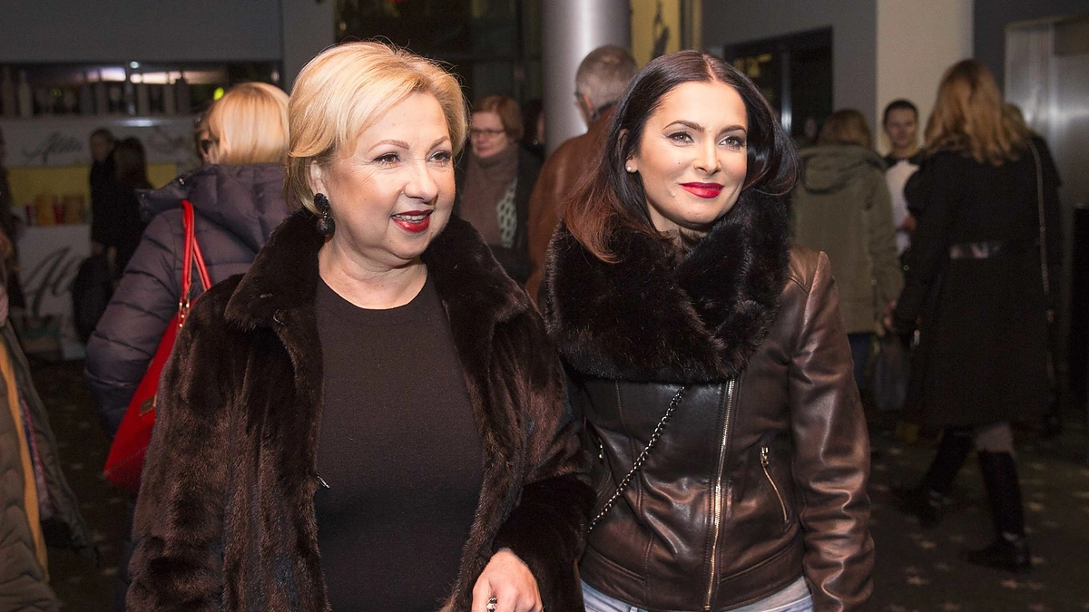 Agnė Jagelavičiūtė su mama