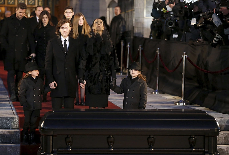 Celine Dion su sūnūmis