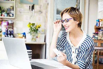 Kaip reklamos mus apgauna ir paskatina pirkti?