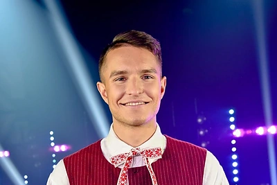 Martynas Kavaliauskas priėmė naują iššūkį: į pergalę ves universiteto tautinių šokių kolektyvą