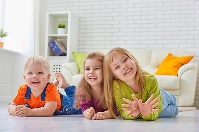 Ar vyresni vaikai turi auginti jaunesniuosius?