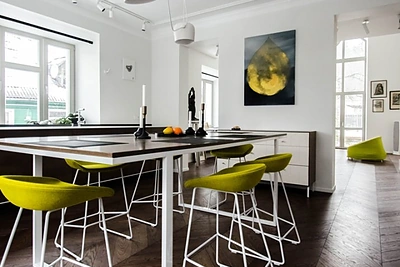 200 kv. m namo interjeras