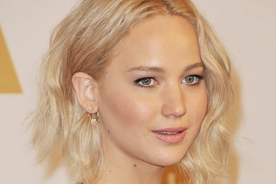 Dėl rusų šnipės vaidmens – aktorei Jennifer Lawrence nauja šukuosena