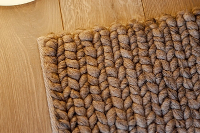 Interjere – modernaus skandinaviško ir kaimiško stiliaus dermė.