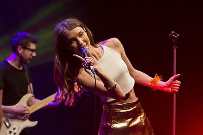 Knygų mugės lankytojams – Monikos Liu ir „Saulės Kliošo“ dainos