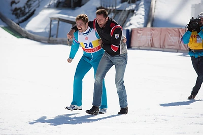 Hugh Jackmanas ir Taronas Egertonas filme „Erelis Edis“