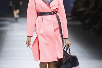 „Versace“ 2016 m. rudens-žiemos kolekcijos modelis