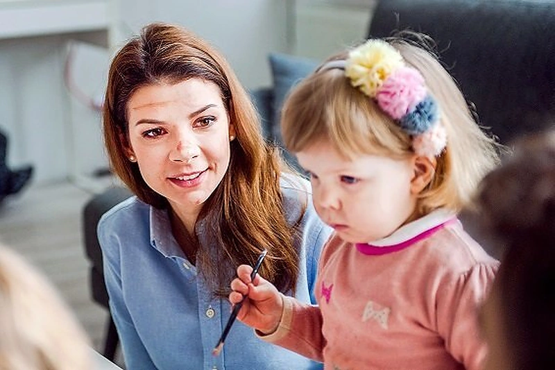 Karolina Liukaitytė su dukra