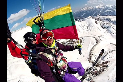 Remigijus Žiogas siunčia lietuviams sveikinimą iš Kaukazo padangių