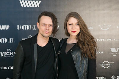 „X Faktoriuje“ įsimylėję Monika Pundziūtė ir Paulius Jonikas neslėpė šiltų jausmų mados renginyje