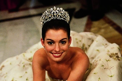 Pagimdžiusi kūdikį Anne Hathaway filmuosis trečioje „Princesės dienoraščio“ dalyje