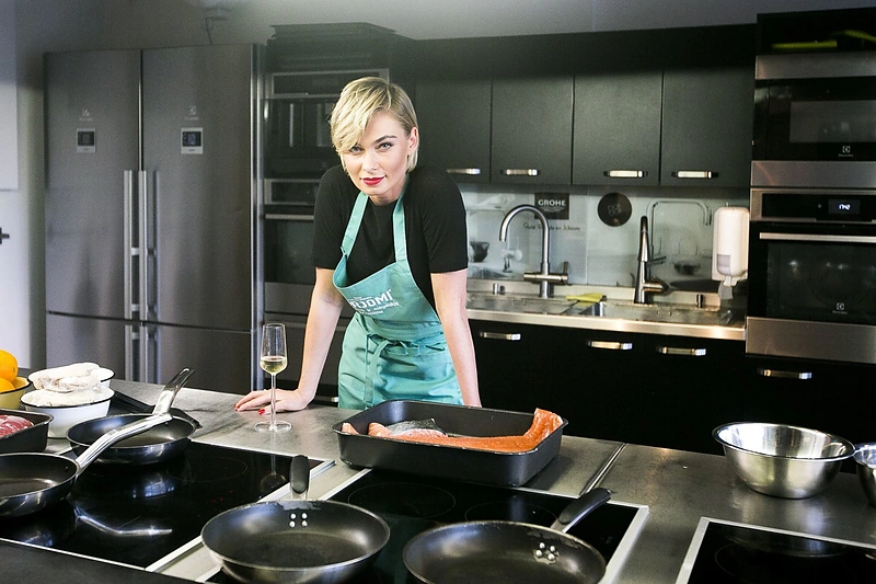 Ieva Stasiulevičiūtė gamina vakarienę