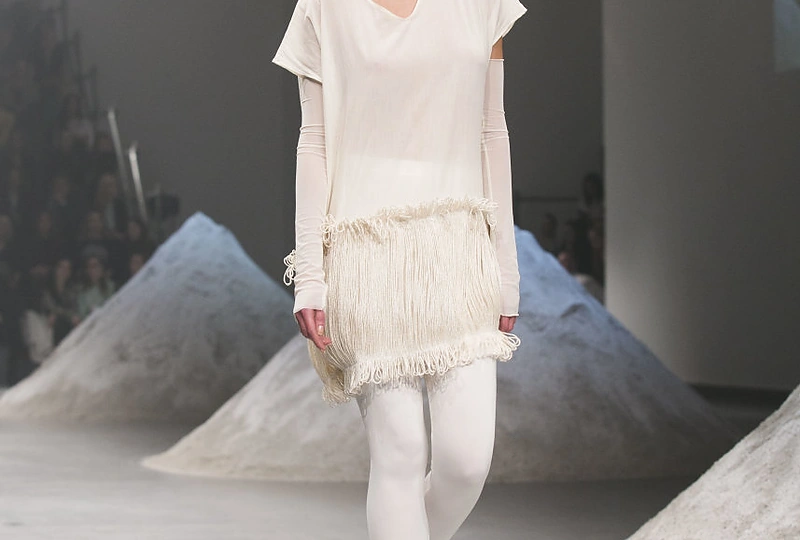 Mortos Nakaitės „Eksperimentinė kolekcija apie nebylią, švarią, jautrią būseną“