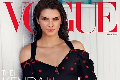 „Vogue“ visą numerį paskyrė modeliui Kendall Jenner: vien jos nuotraukos ir interviu
