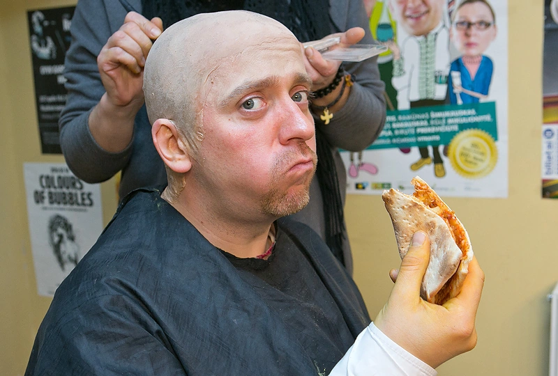 Parodijų šou „Pakartok!“ filmavimo akimirka