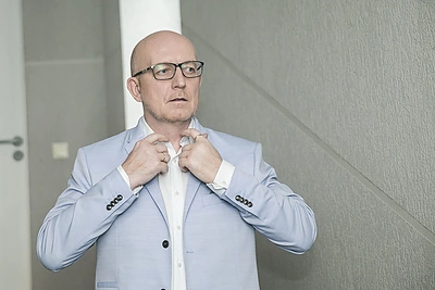 Prie vairo neblaiviam įkliuvusiam Arūnui Valinskui teismas skyrė baudą ir atėmė vairuotojo pažymėjimą