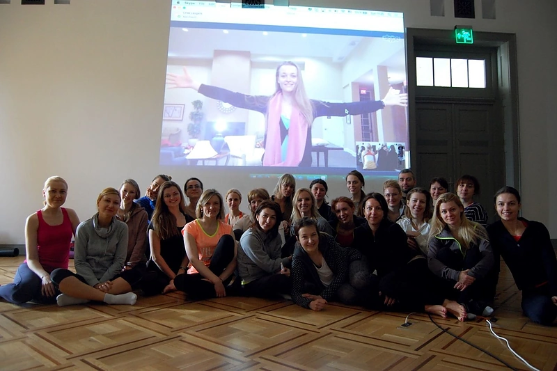 Milanos Jašinskytės jogos pamokos akimirka