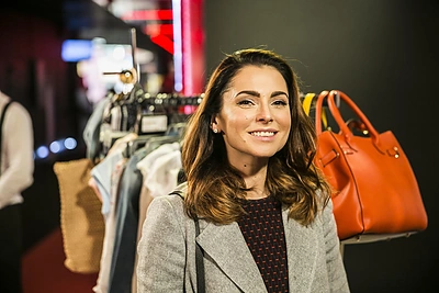 Slaptame ikonų vakarėlyje – Agnės Jagelavičiūtės stiliaus patarimai: „Jeigu jau pjauti, tai iki galo“