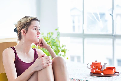 Tyrėjai: vienišumas kenkia taip pat, kaip priklausomybė nuo alkoholio ar narkotikų