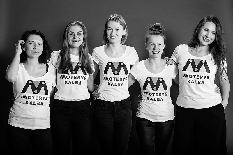 „Moterys kalba“ narės