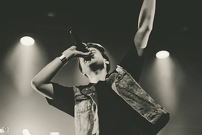 Jaunam prodiuseriui Echoes – žinomų šalies atlikėjų dėmesys ir klijuojama „geidžiamiausio“ etiketė