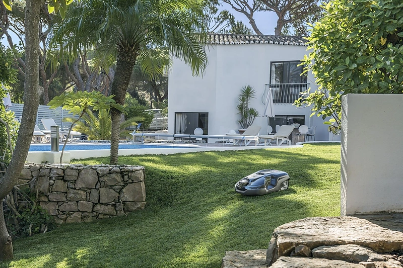 Vejapjovė „Husqvarna Automower“