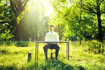 Darbas vasarą: produktyvumą padidinti padės veiksmingi būdai