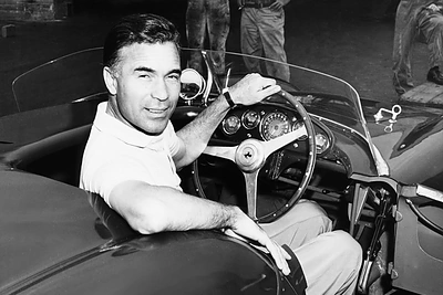 Tona rožių mylimajai? Jokių problemų! 3 garsūs praėjusio amžiaus pleibojai