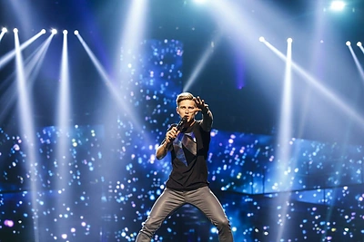 Donatas Montvydas pirmąkart repetavo „Globe“ arenoje: žiūrėkite vaizdo įrašą, kaip pavyko salto