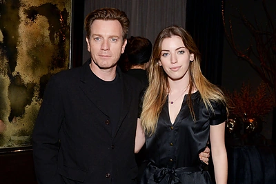 Ewanas McGregoras su dukra Clara McGregor