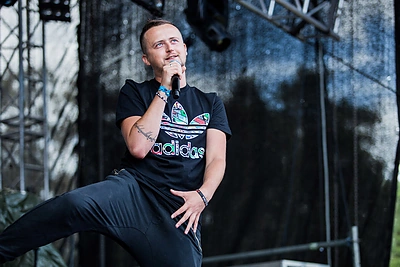 Mantas Katleris su „Humoru klubu” atsisveikins festivalyje „Granatos Live”