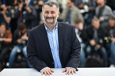 Kanuose filmą pristačiusio Cristi Puiu filmas „Sieranevada“ – būdas nugalėti mirties baimę