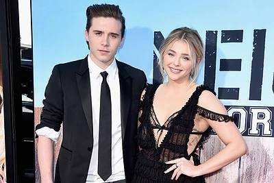 Sena meilė nerūdija! Brooklynas Beckhamas ir Chloë Moretz – vėl kartu