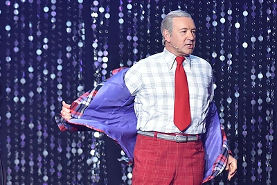 Nuoga Kevino Spacey tiesa: „Dabar renkuosi gyventi gėjaus gyvenimą“