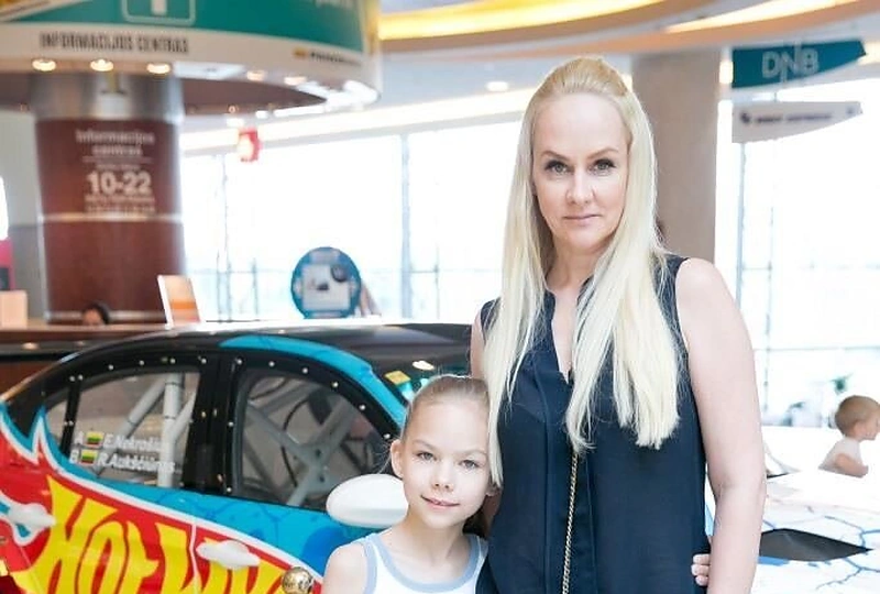 Diana Dargienė su dukra Une