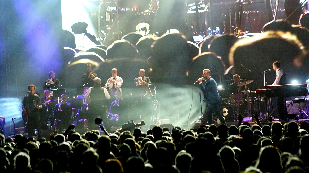 „Electro Deluxe Big Band“